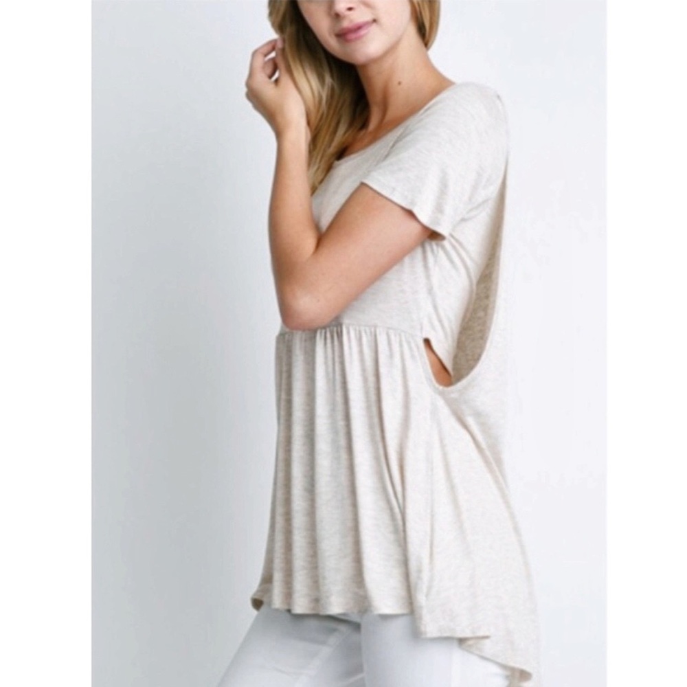 ✨LAST ONE ✨Oatmeal Cape Back Top